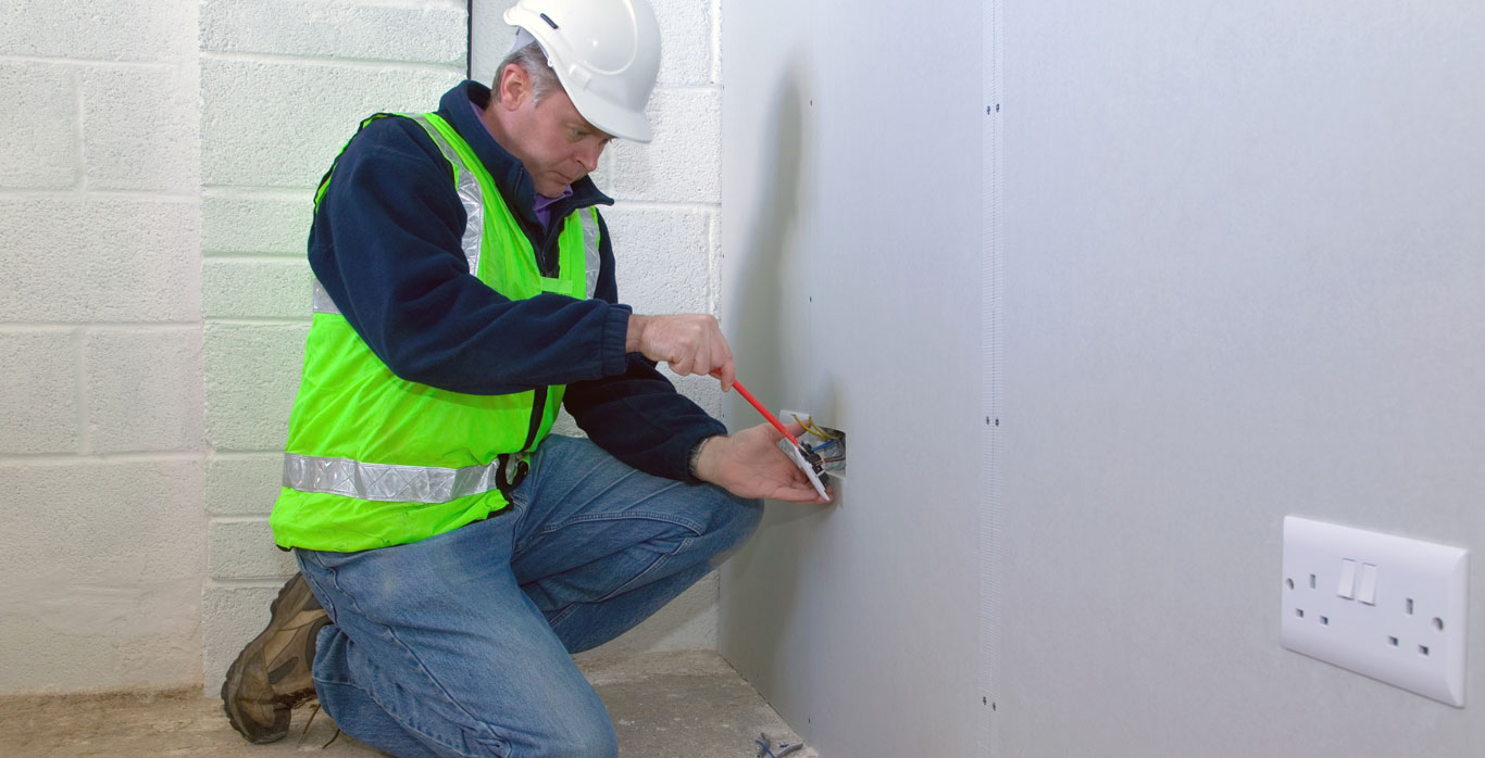 Electrician Cullompton Electrical services Cullompton Reed